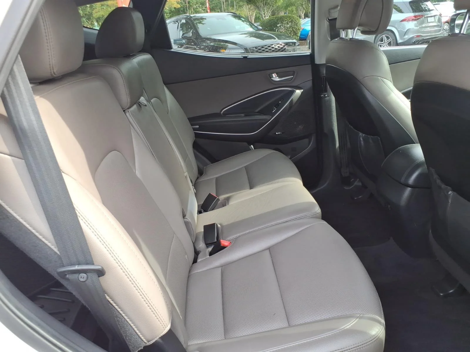 Used 2017 Frost White Pearl Hyundai 2.4L image 26