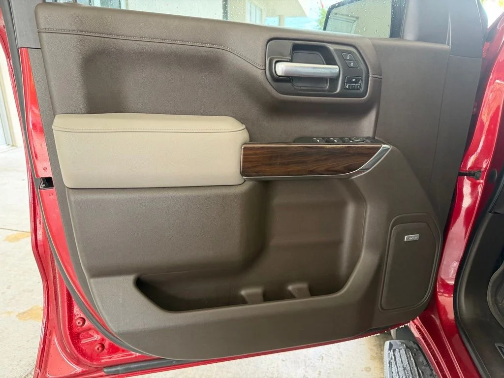 Used 2021 Red GMC SLT image 43
