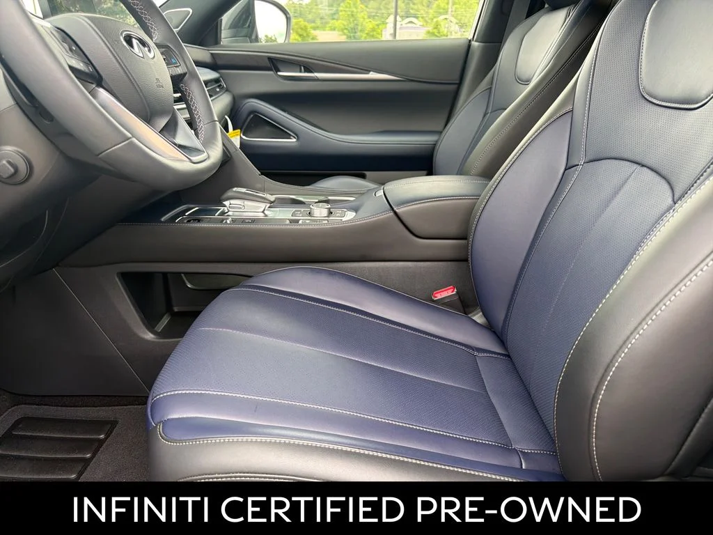 Certified Used 2026 Radiant White INFINITI SPORT image 19