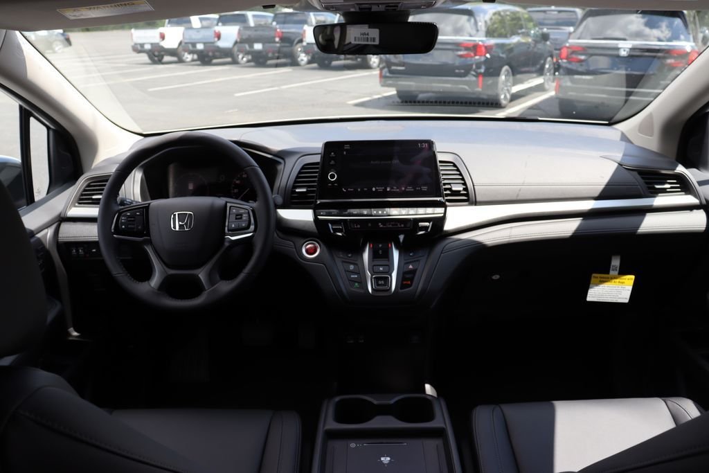 New 2026 Platinum White Pearl Honda EX-L image 18