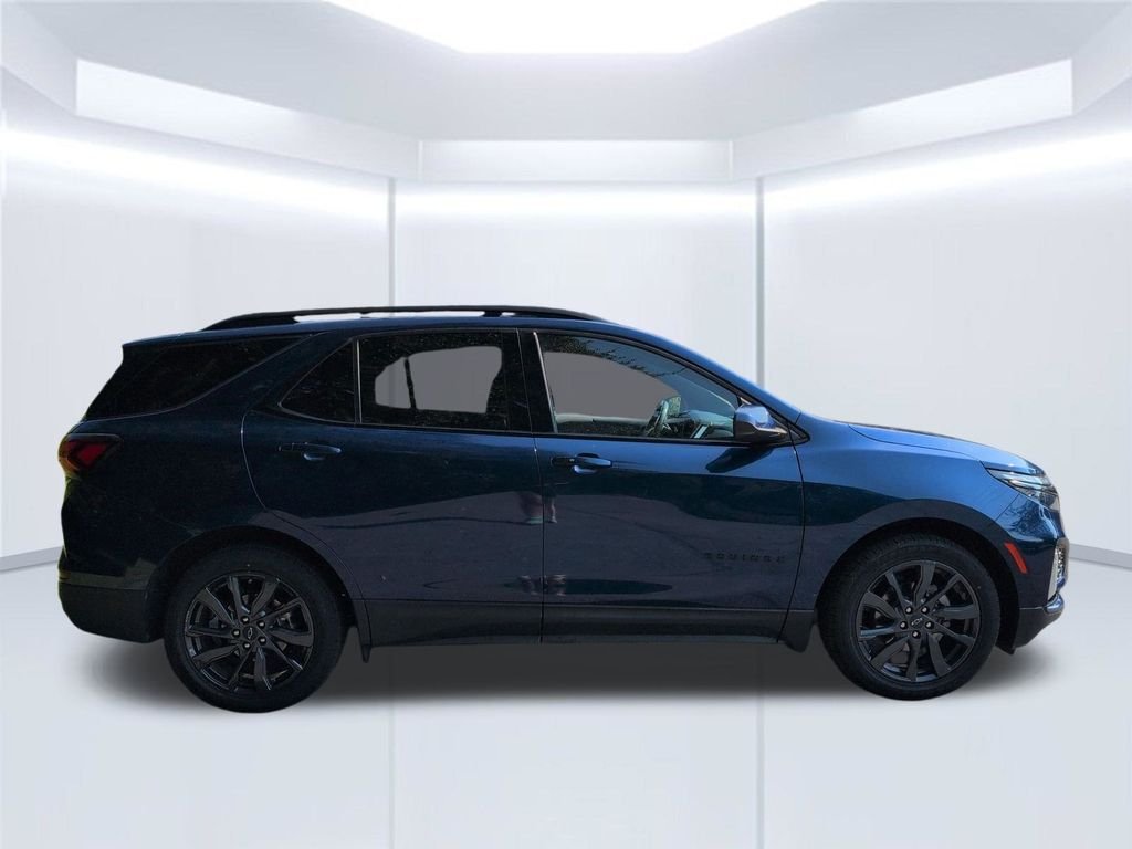 Used 2022 Blue Chevrolet RS image 7