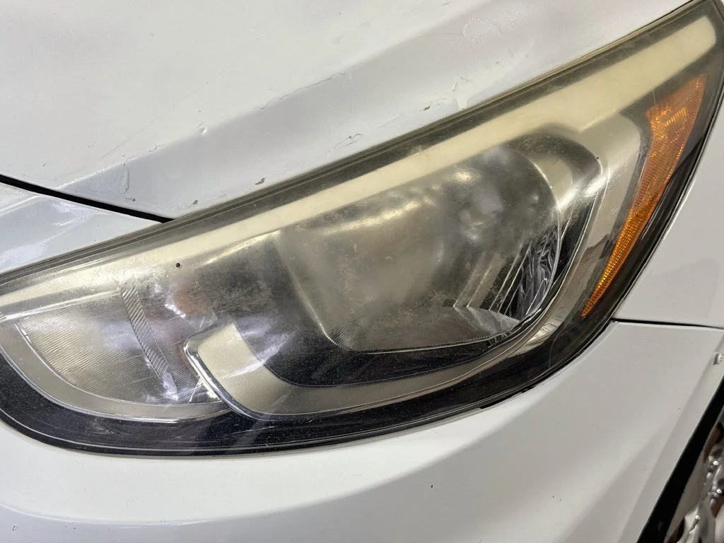 Used 2016 White Hyundai SE image 33
