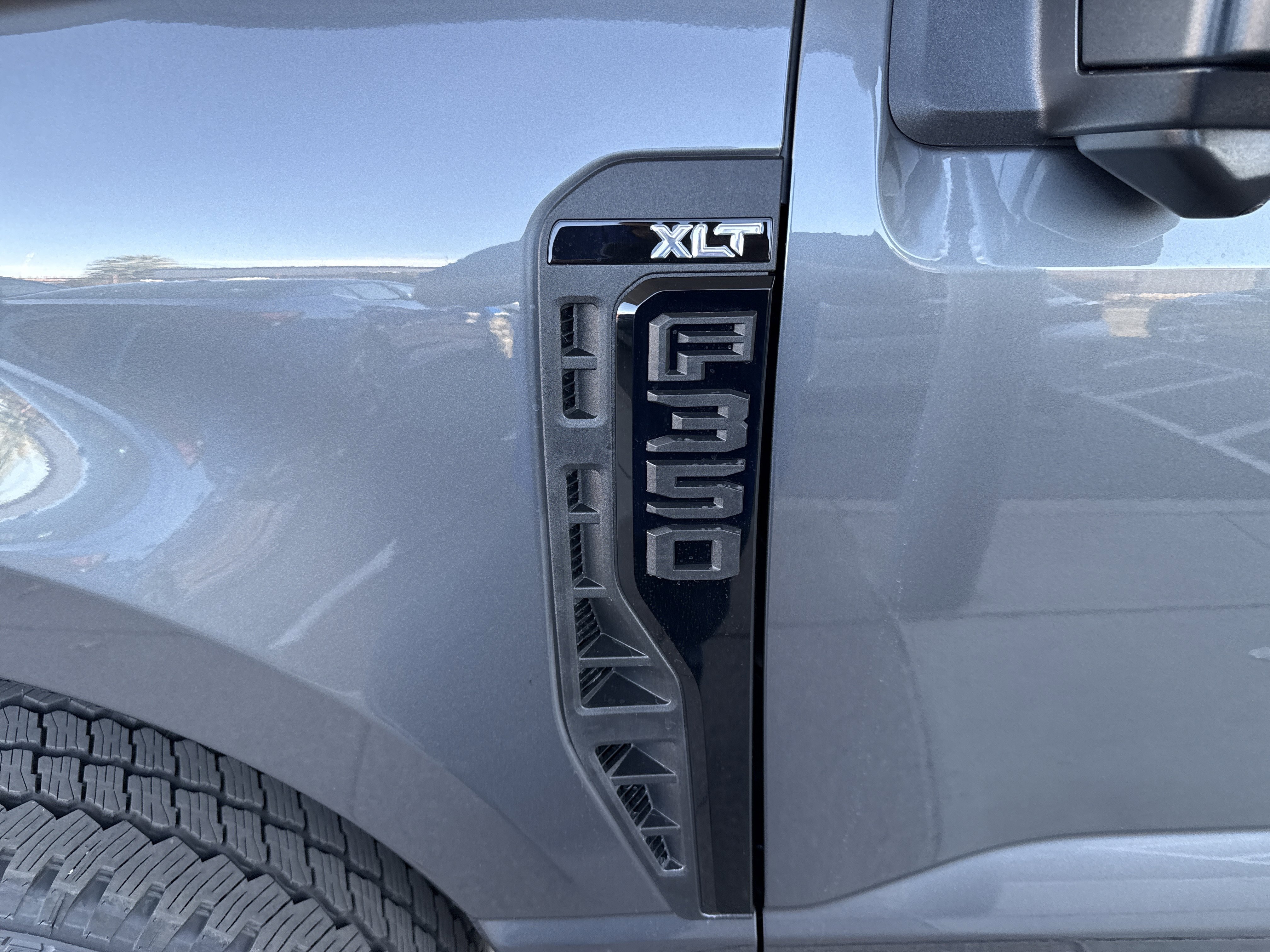 2026 Ford F-350 Super Duty XLT - Photo 9