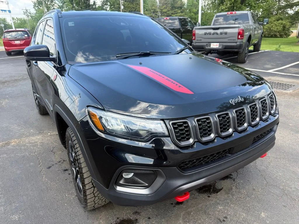 Used 2024 Black Jeep Trailhawk image 2