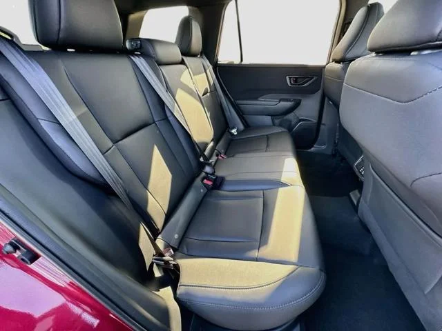 New 2026 CRIMSON RED PEARL Subaru Premium image 36