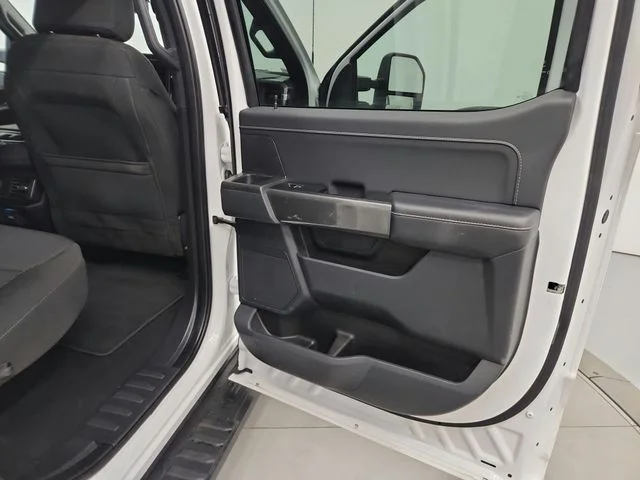 Used 2023 White Ford XLT image 43