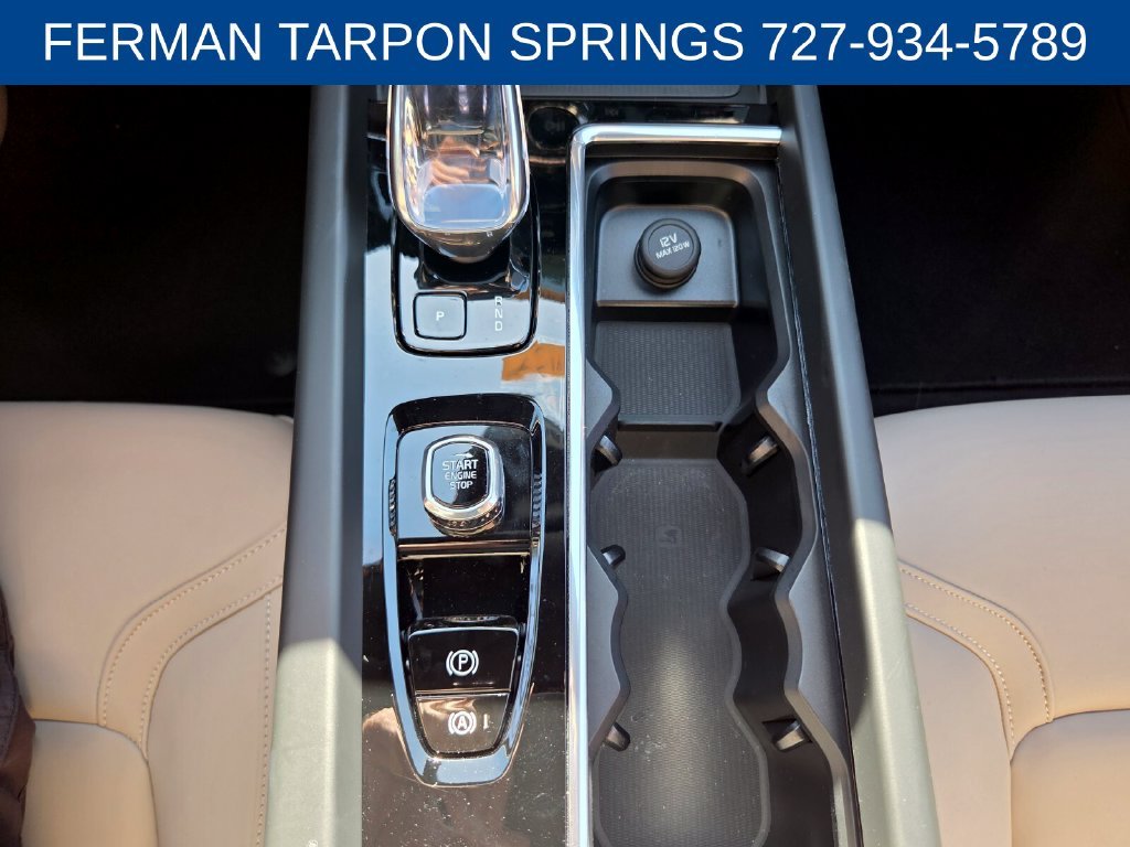 New 2026 Crystal White Volvo Core image 24