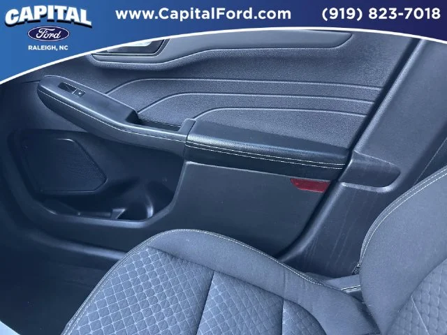 Used 2023 Black Ford Active image 28