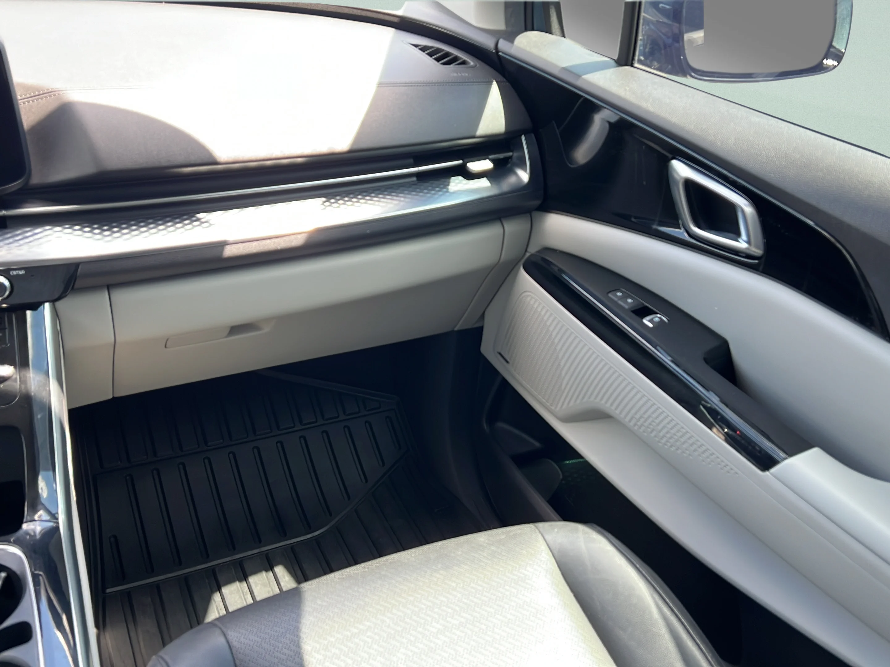 Used 2023 Astra Blue Kia SX Prestige image 14