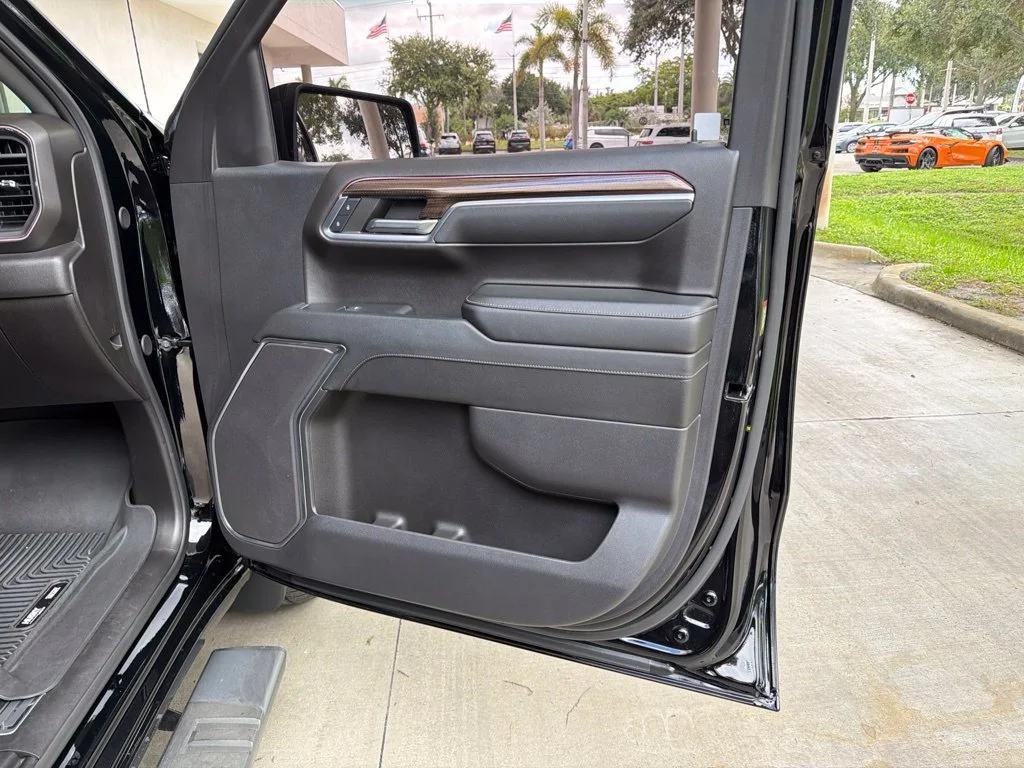 Used 2024 Black Chevrolet RST image 30
