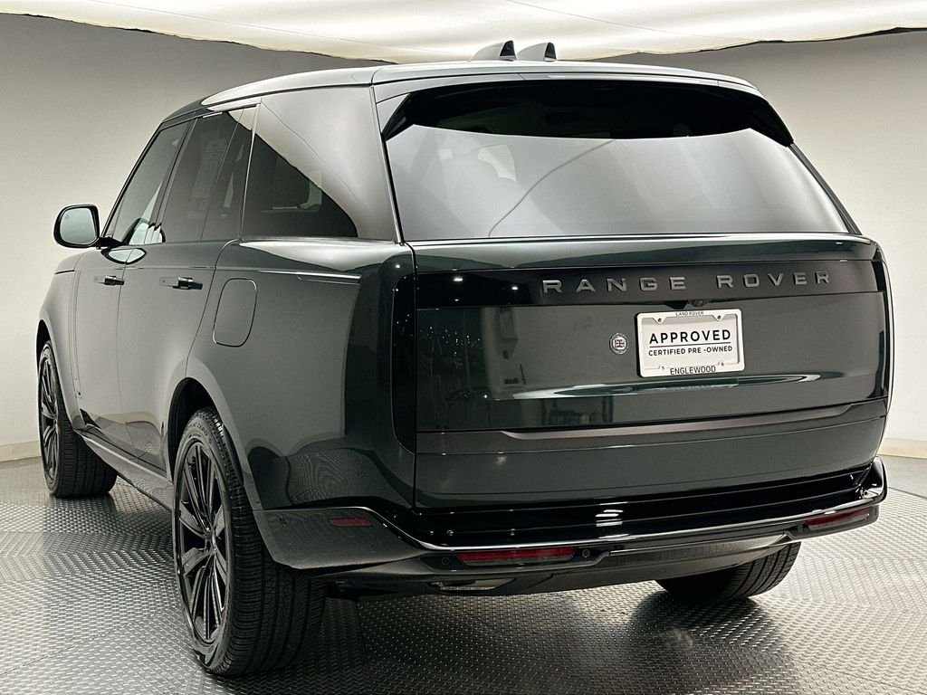 Used 2025 Belgravia Green Metallic Land Rover Autobiography image 11