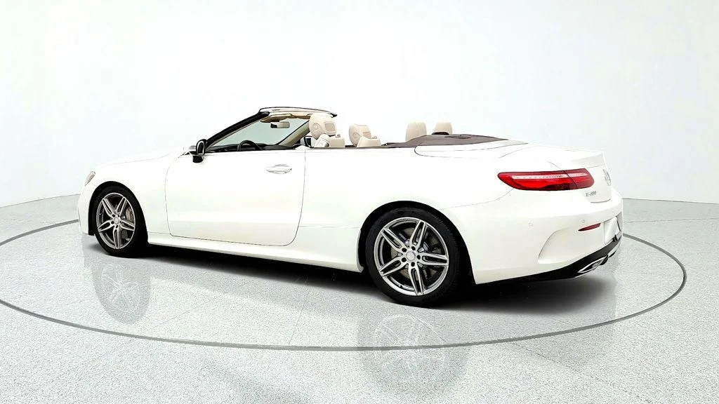 Used 2018 designo Diamond White Mercedes-Benz E 400 RWD Cabriolet w/ AMG® Line, Premium Pkg & Massage Seats image 7