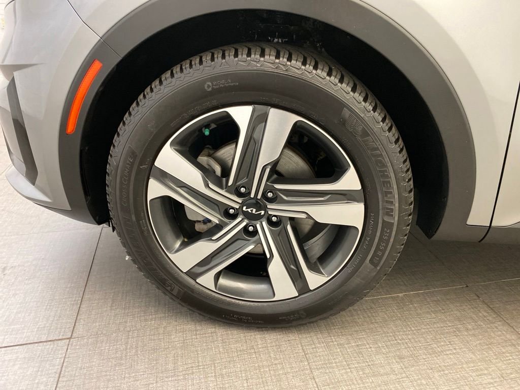 Used 2023 Gray Kia EX image 9