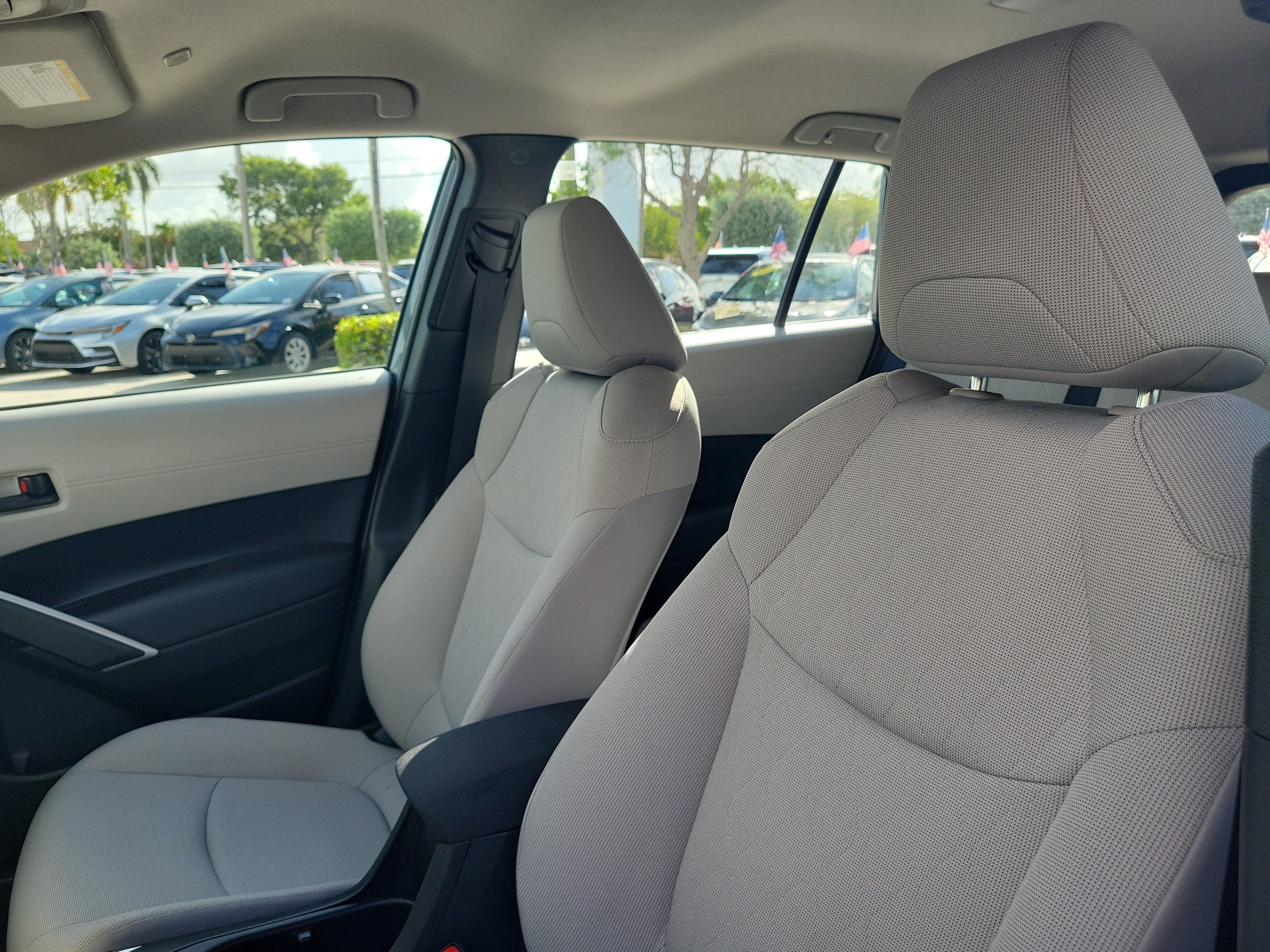 Used 2025 Celestite Toyota L image 20