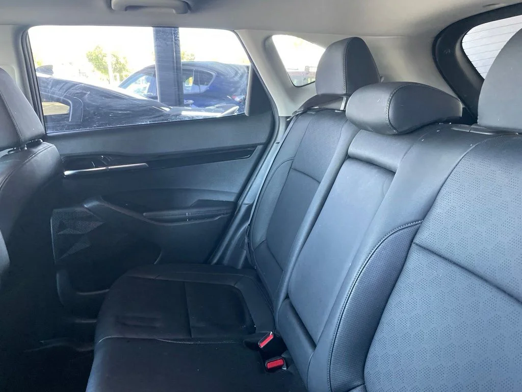 Used 2021 Gray Kia EX image 8