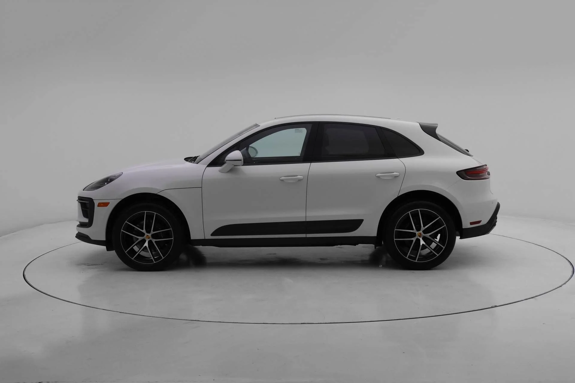 Used 2025 White Porsche  image 2