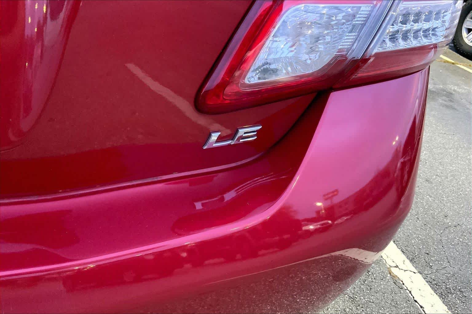 Used 2010 Barcelona Red Metallic Toyota LE image 9