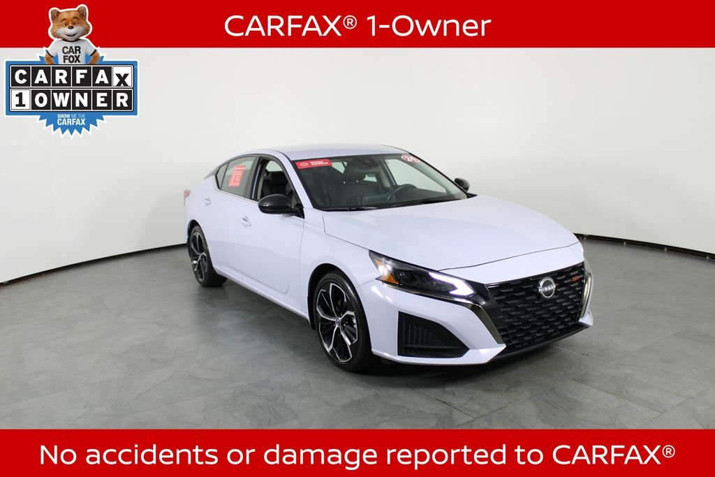 Used 2024 Gray Nissan 2.5 SR image 4