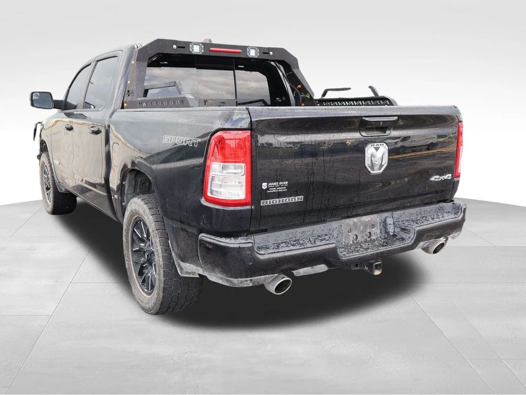 Used 2023 Diamond Black Ram Big Horn/Lone Star image 19