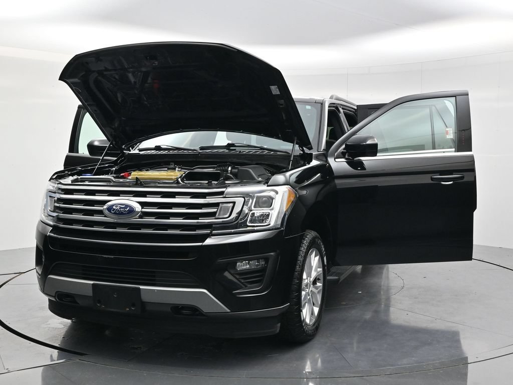 Used 2020 Black Ford XLT image 53