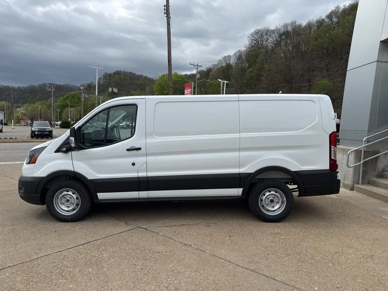 New 2026 White Ford Base image 4