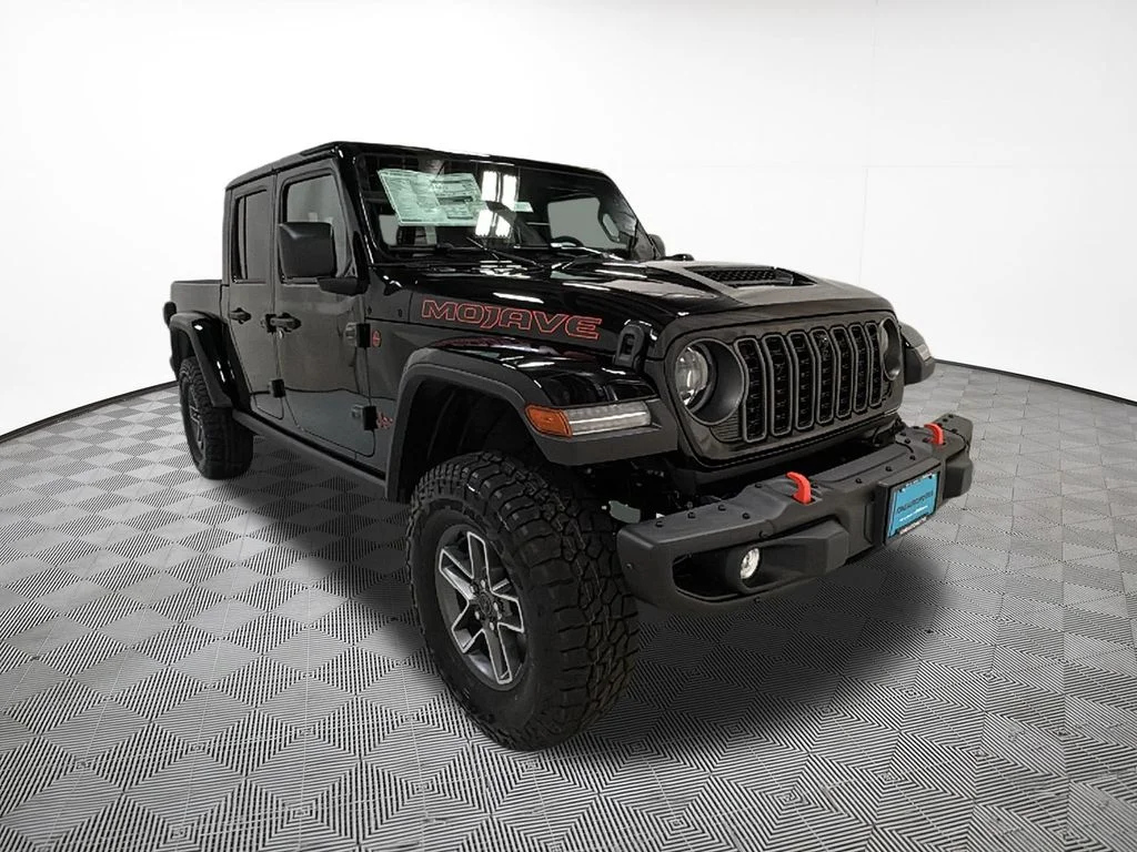 New 2026 Black Clear-Coat Exterior Paint Jeep Mojave X image 4