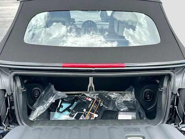 2026 MINI Convertible S - Photo 19