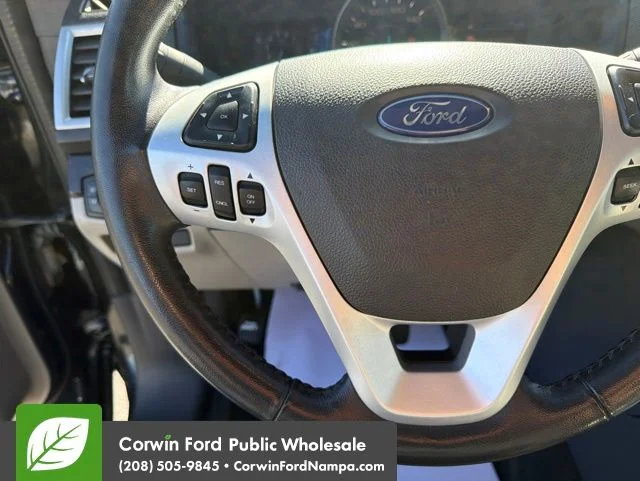 Used 2013 Black Ford Limited image 15