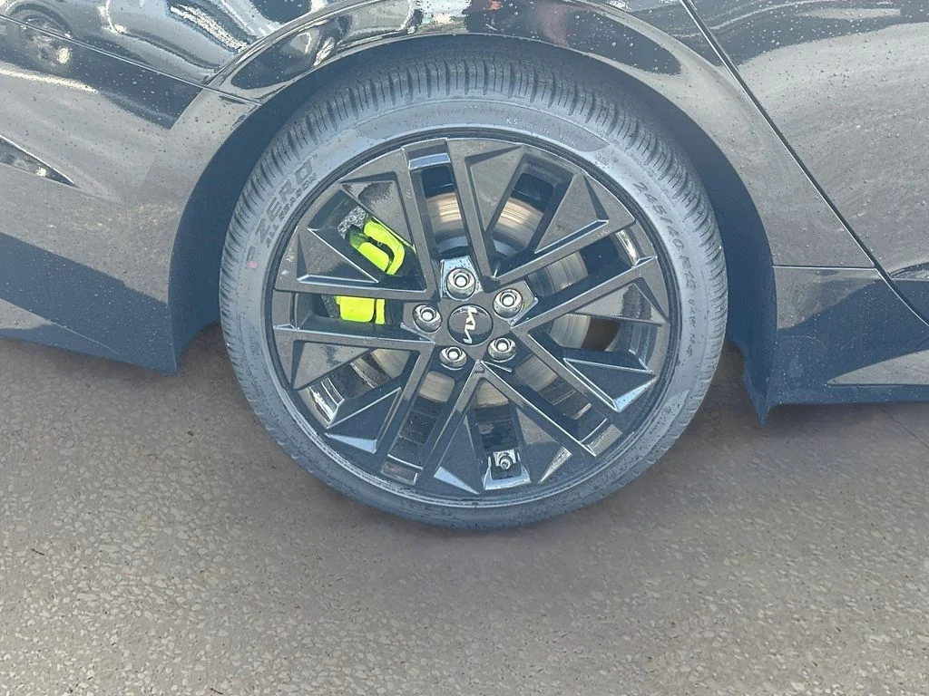 New 2026 Aurora Black Pearl Kia GT image 32