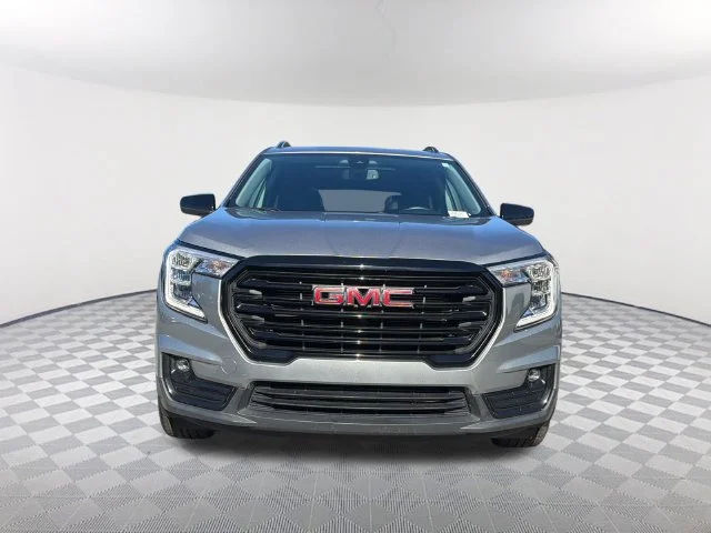 Used 2023 Sterling Metallic GMC SLT image 2