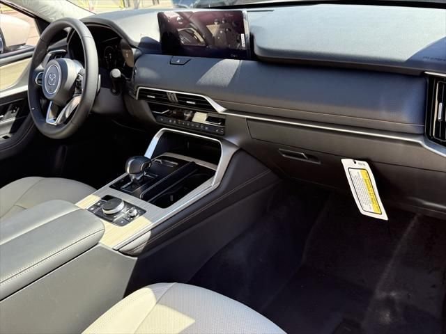 2025 Mazda CX-90 Preferred Package - Photo 24