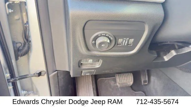 New 2026 Silver Zynith Jeep Limited image 15