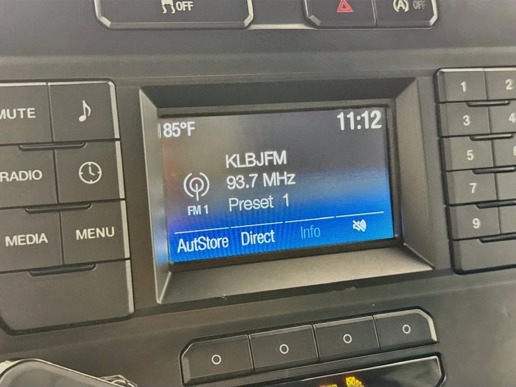 Used 2019 White Ford XL image 15