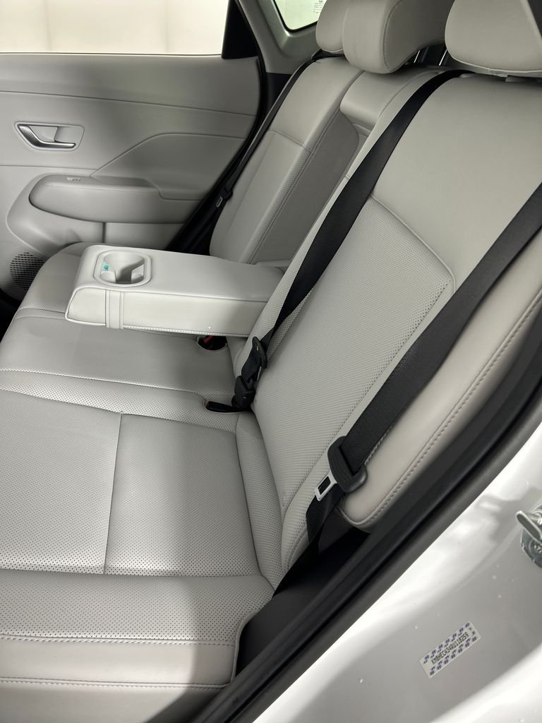 Used 2024 White Hyundai Limited image 17
