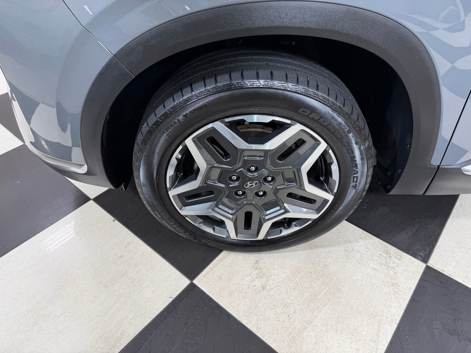 Used 2023 Gray Hyundai SEL Premium image 33