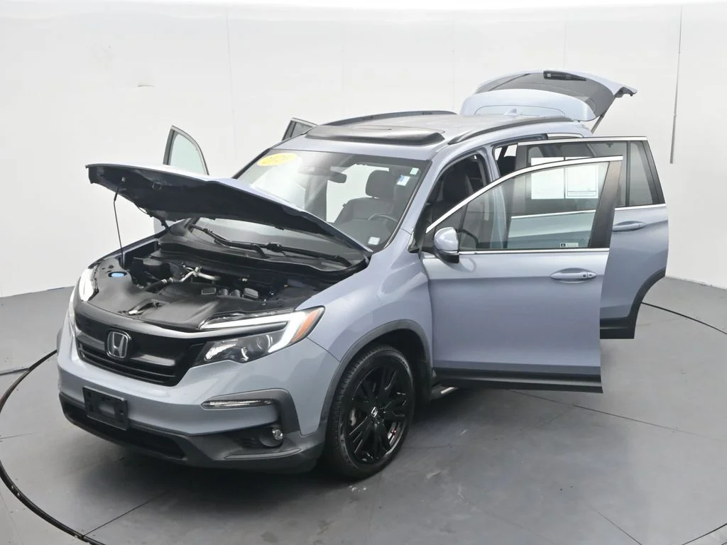 Certified Used 2022 Sonic Gray Pearl Honda Special Edition image 49
