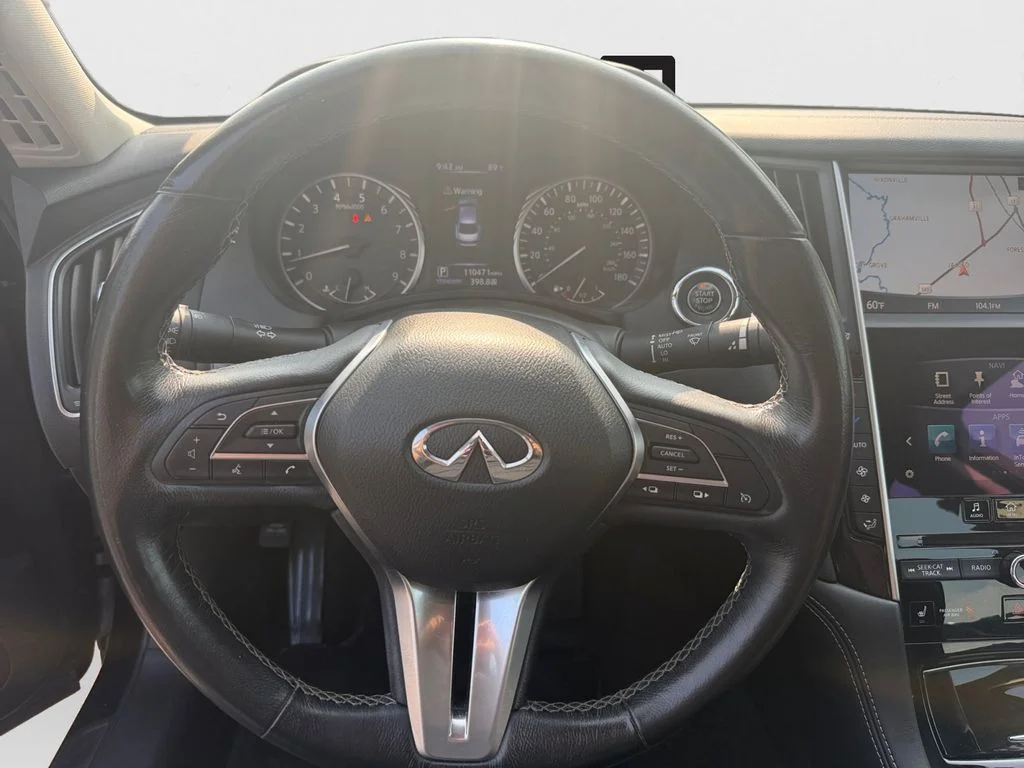 Used 2018 Black INFINITI 3.0t LUXE image 17
