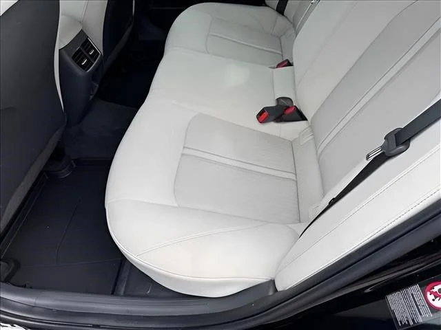 Used 2023 Black Hyundai Blue image 12