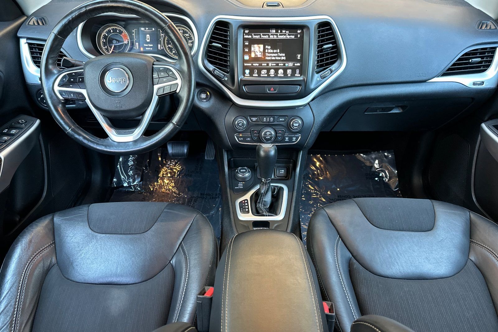 2018 Jeep Cherokee Latitude Plus - Photo 13