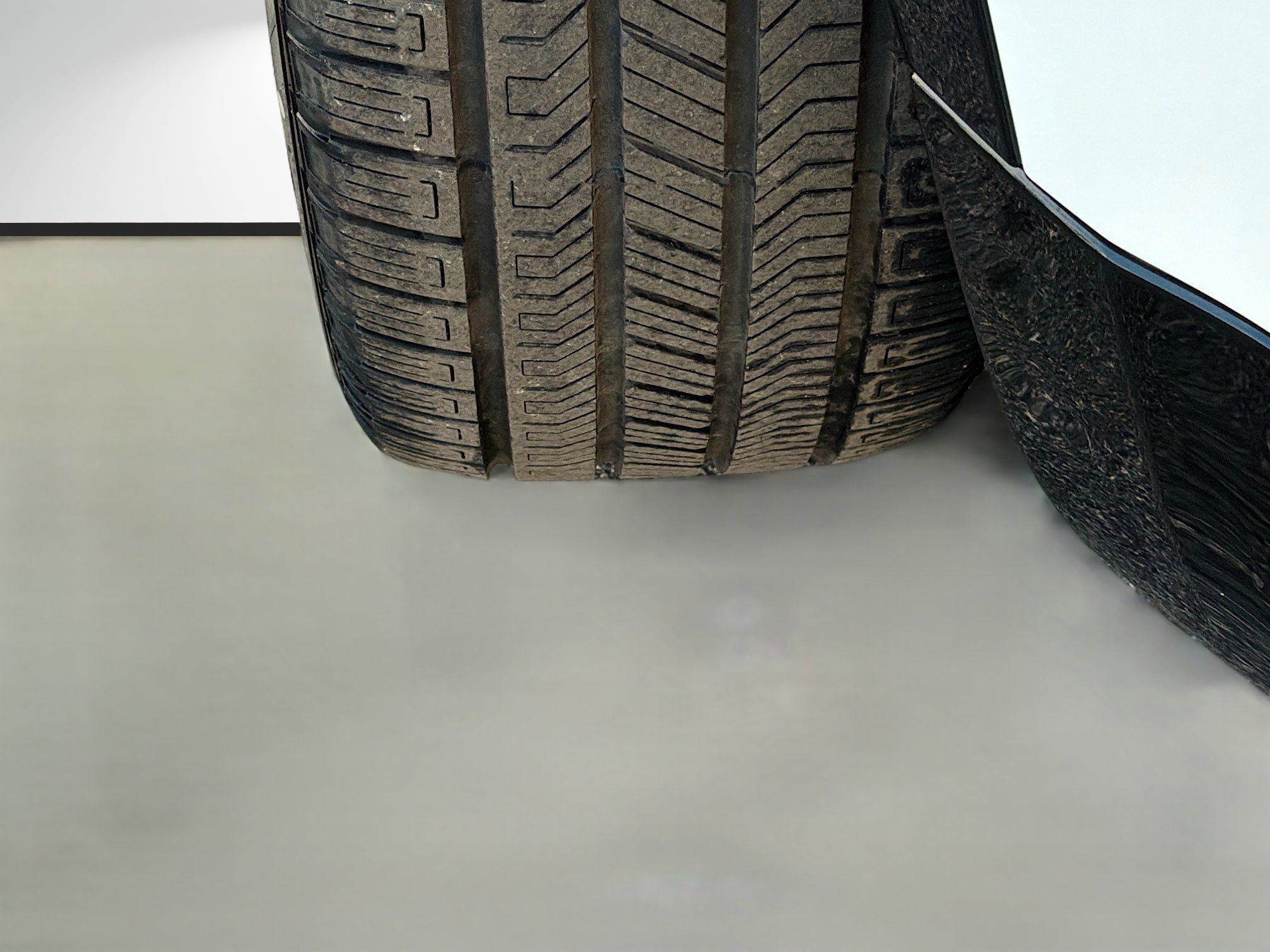 New 2026 Fuji White Land Rover X-Dynamic SE image 42