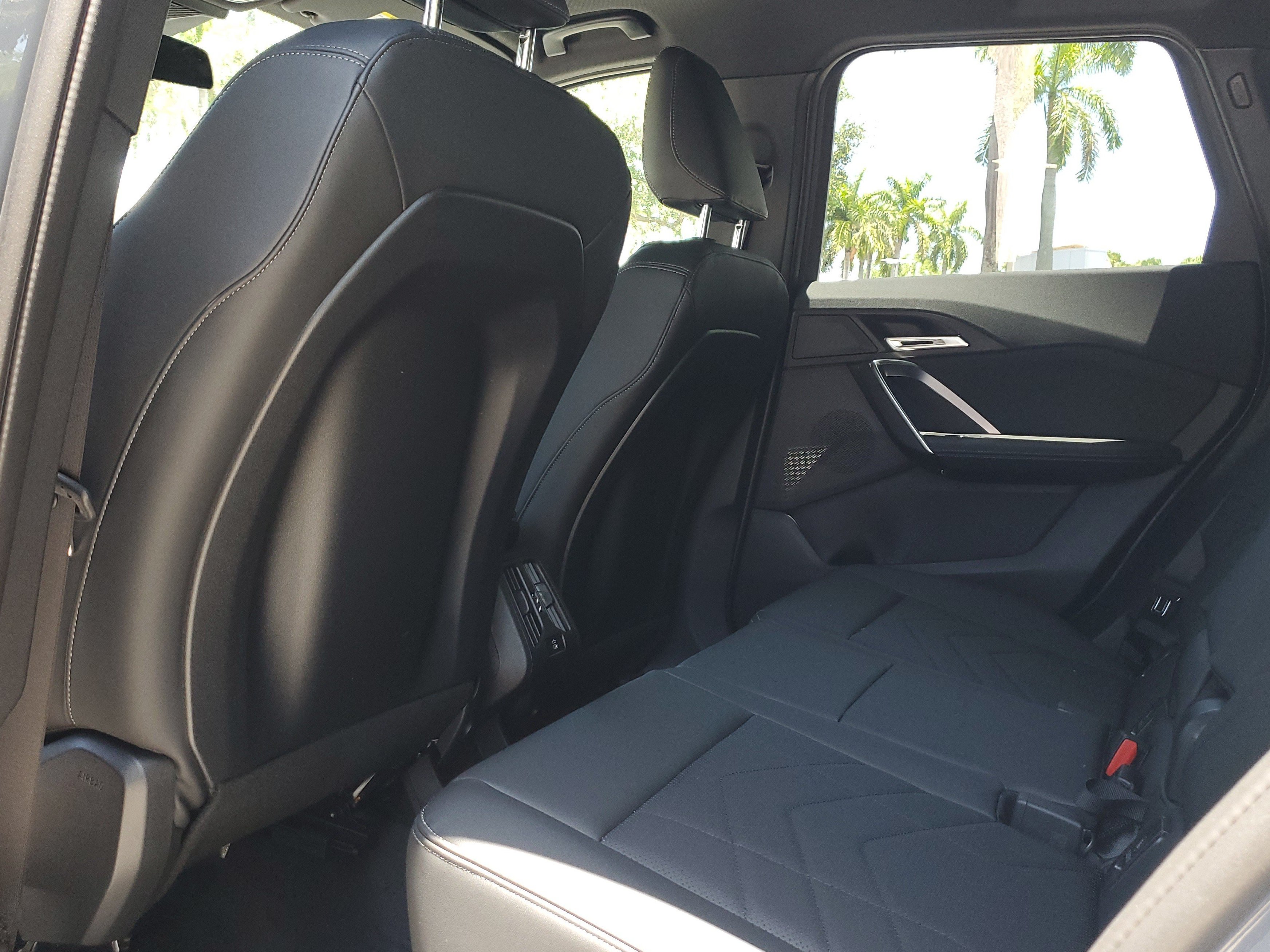 New 2026 Night Dusk Blue Metallic BMW xDrive28i image 11