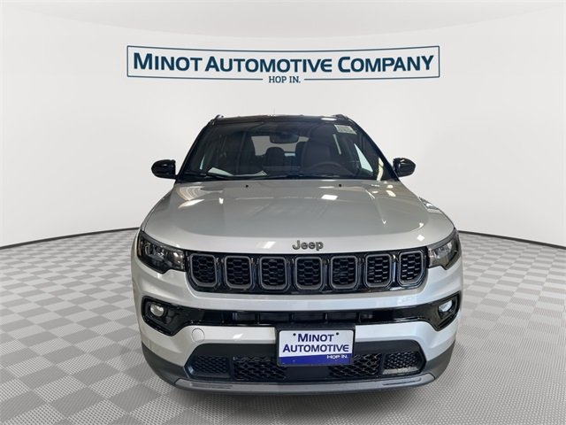 2026 Jeep Compass Limited photo 2