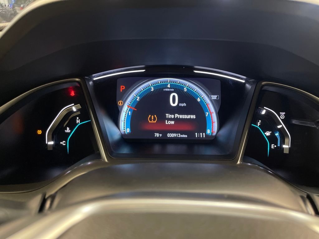 Used 2018  Honda EX-T image 22