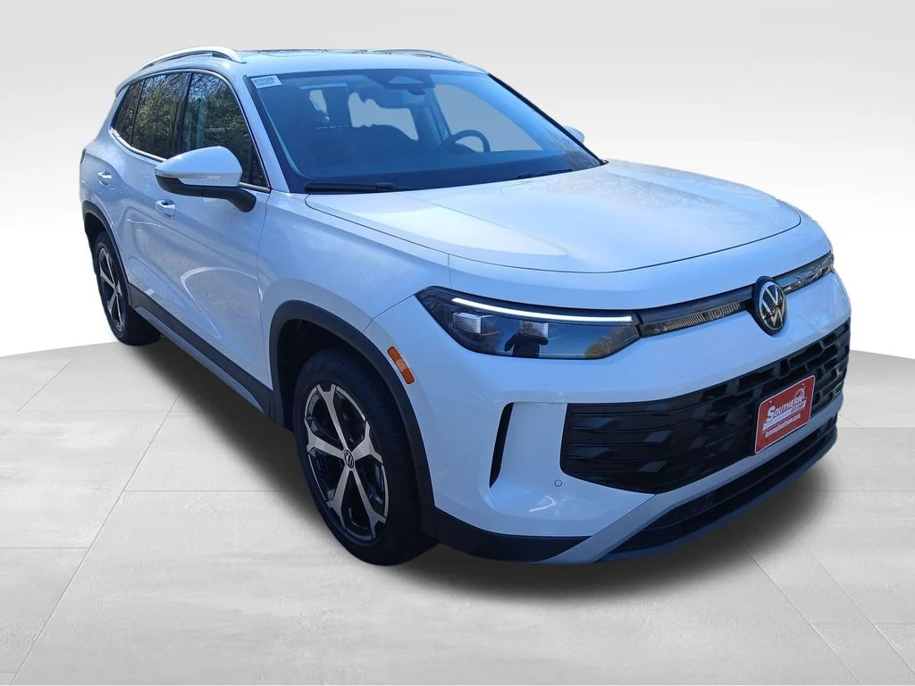 New 2026 White Volkswagen 2.0T SE image 7
