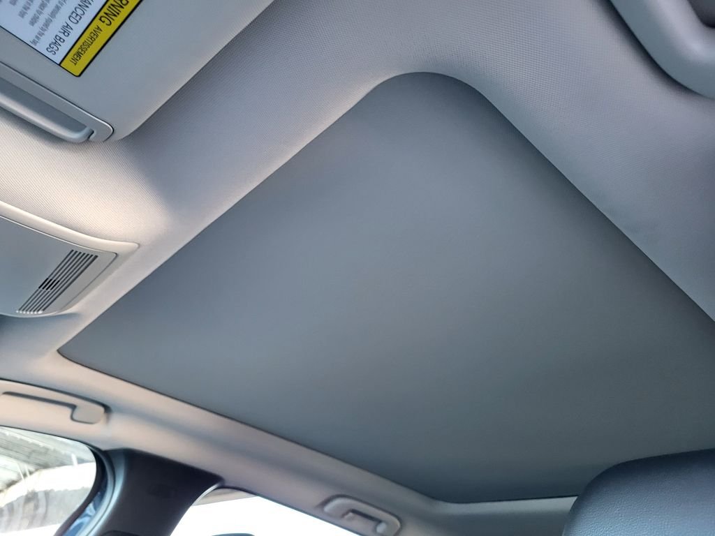 Used 2026 Ingot Blue Metallic Mazda Premium image 18