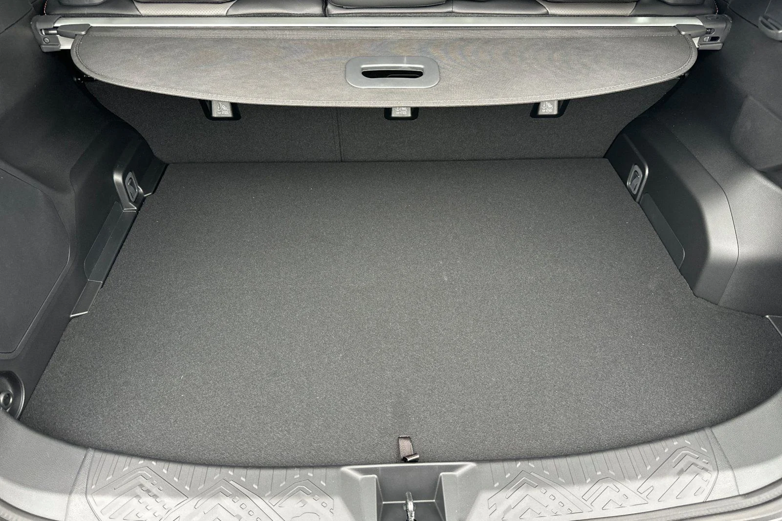 New 2026 MAGNETITE GRAY PEARL Subaru Limited Hybrid image 17
