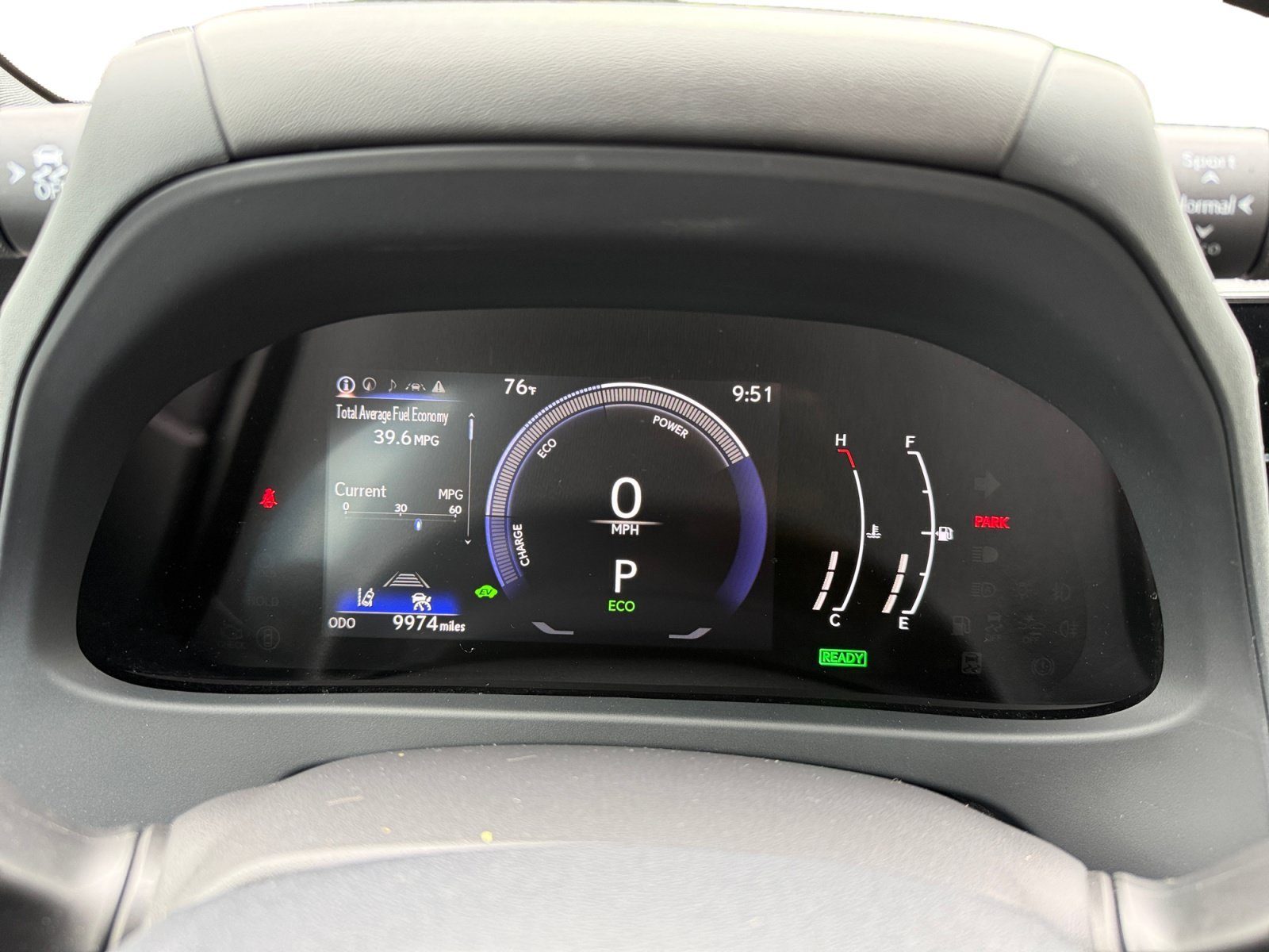 Used 2025 Iridium Lexus 300h image 11