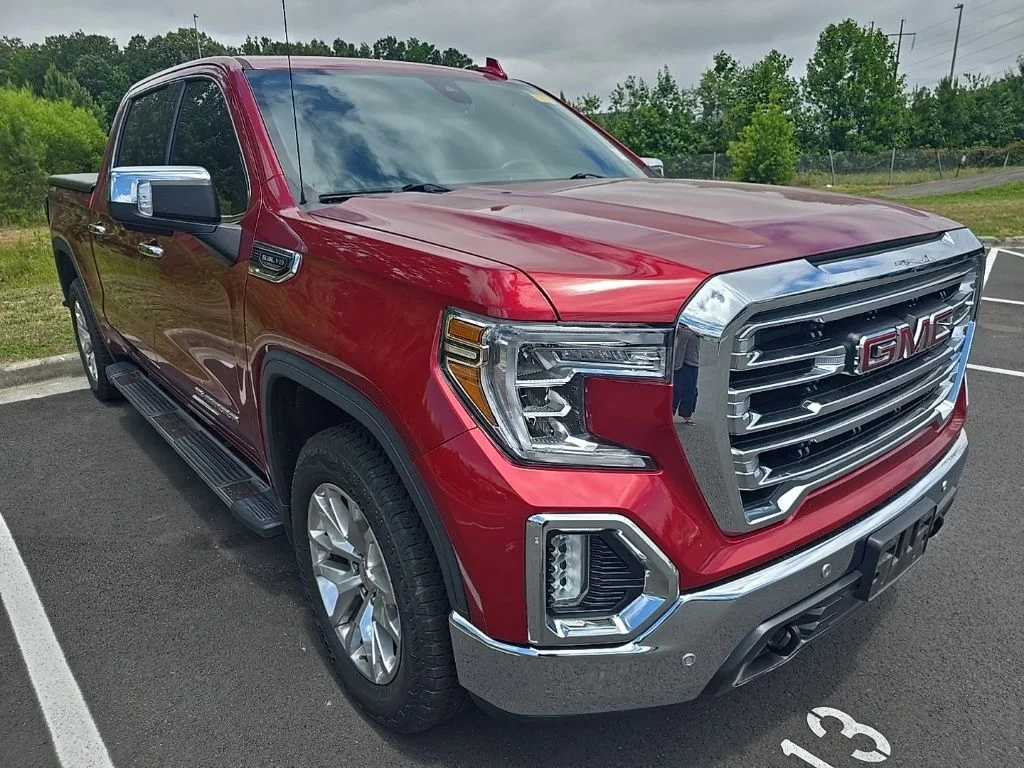 Used 2022 Red GMC SLT image 5