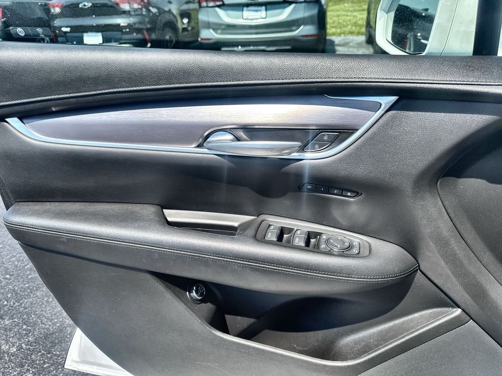 Used 2019 White Cadillac Luxury image 13