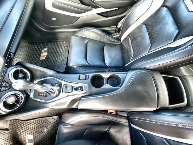 Used 2019 RED HOT Chevrolet 2SS image 19